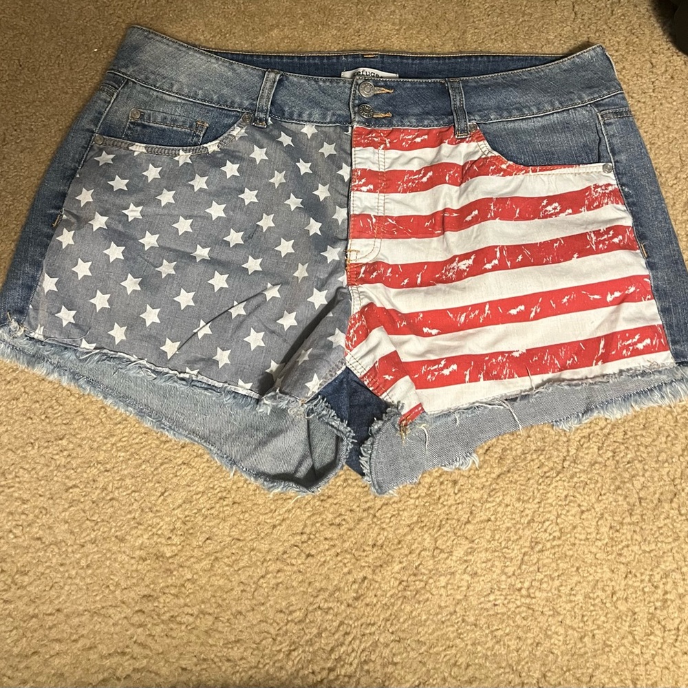 Jean shorts size 18 the brand is refuge by Charlotte Russe gently used